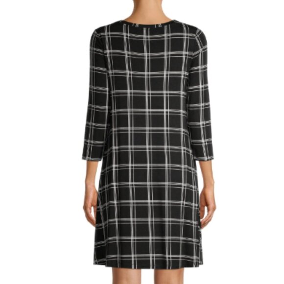 Time and Tru Black and White 3/4-Length Sleeve Knit Dress Size Medium - Picture 2 of 8